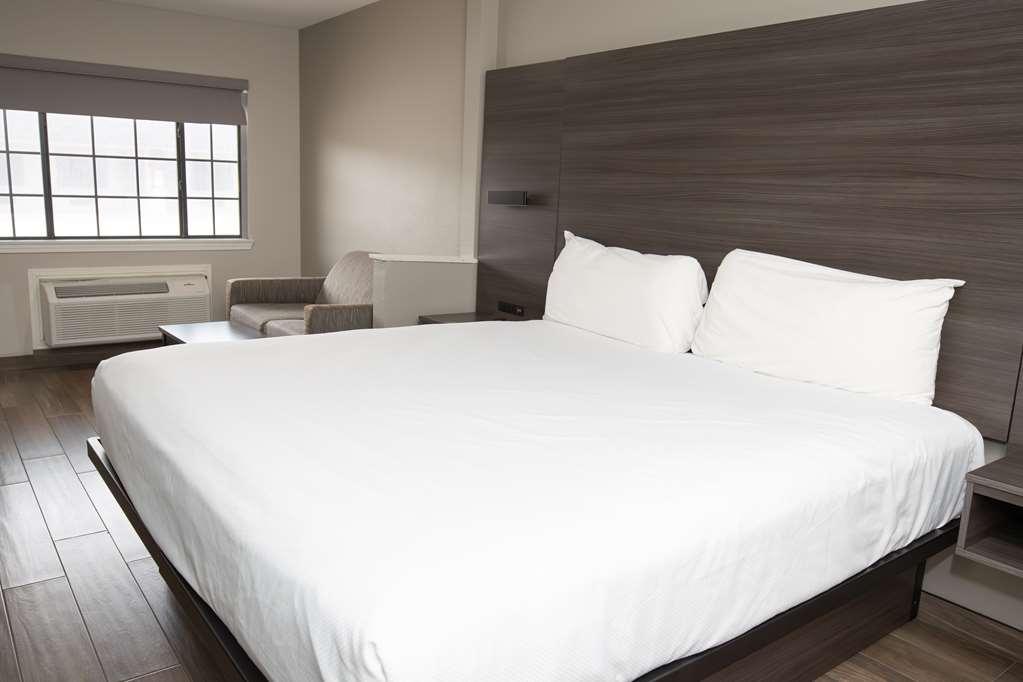 Americas Best Value Inn Harlingen Habitación foto